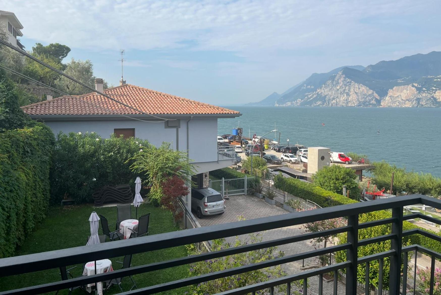 Double or Twin Room Partial Lake View,1662982039:JPEG
